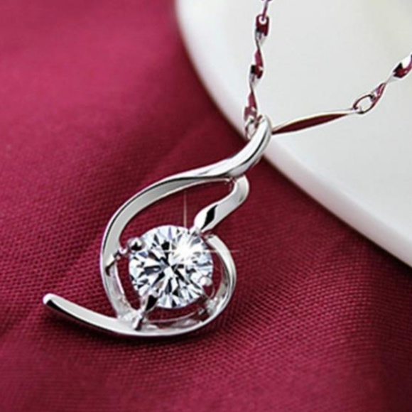  925 Sterling Silver Pendant (No Necklace) - Picture 1 of 1